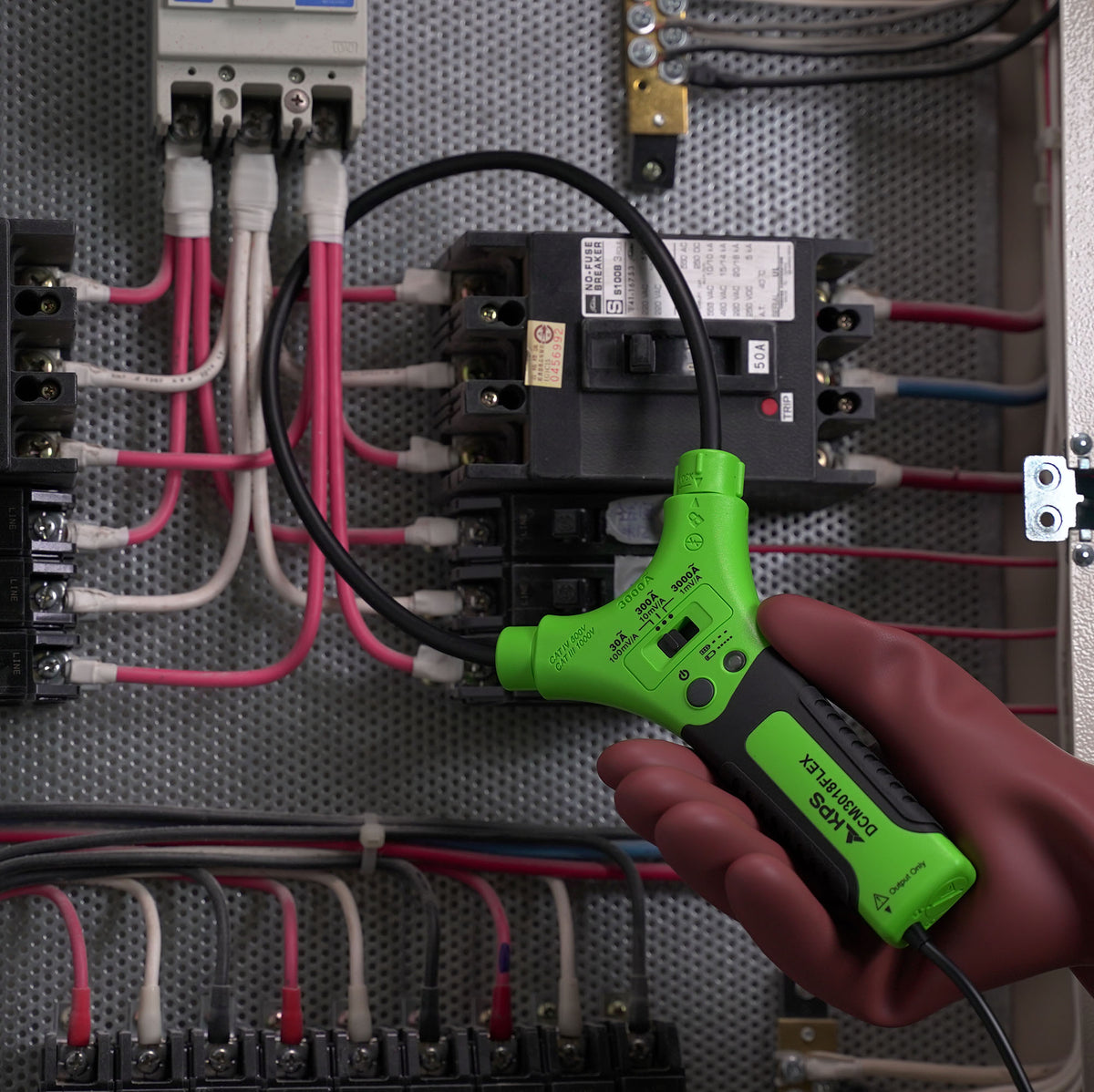 Pinza amperimétrica con sonda flexible KPS DCM3018